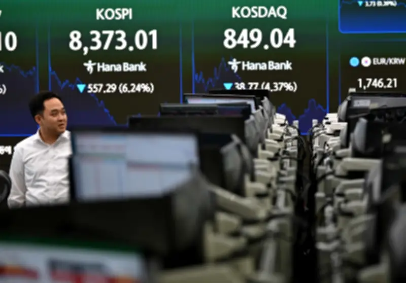Pasaran Asia jatuh lagi, saham teknologi merudum, jualan global berterusan