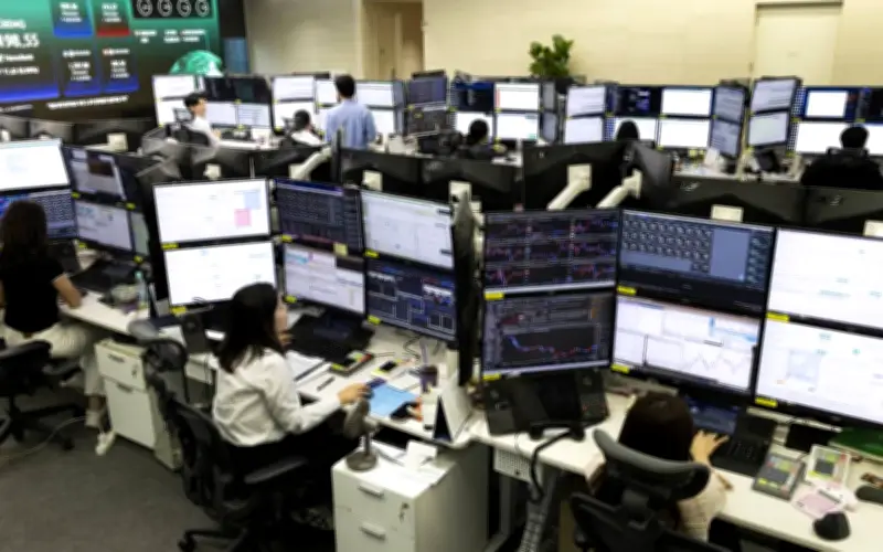 Pasaran saham global melonjak, minyak jatuh selepas perjanjian damai AS-Iran