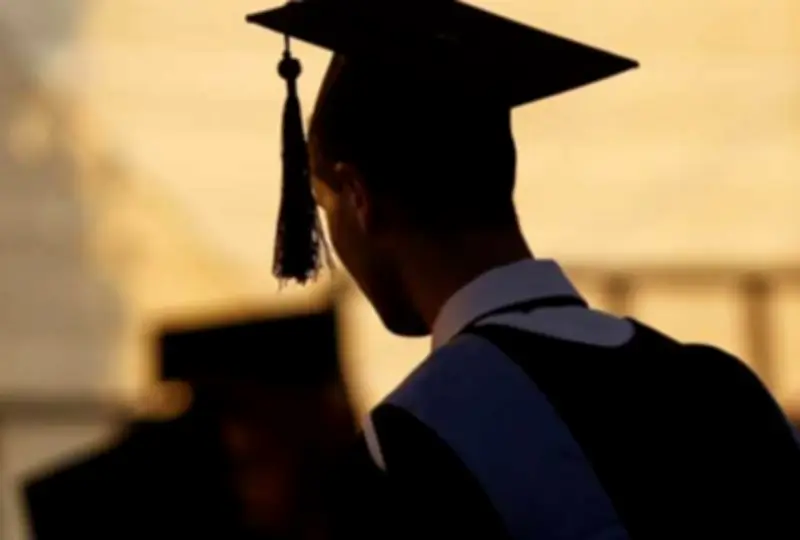 PhD Separuh Masa dan Hukum Parkinson: Bila Masa Lebih Bukan Perkara Baik