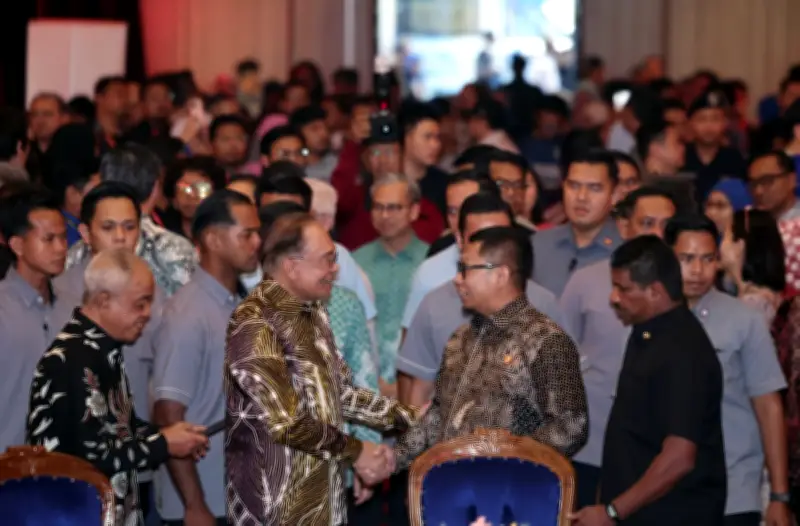 PM Anwar Hadir HAWANA 2026, Sampaikan Anugerah kepada Wartawan