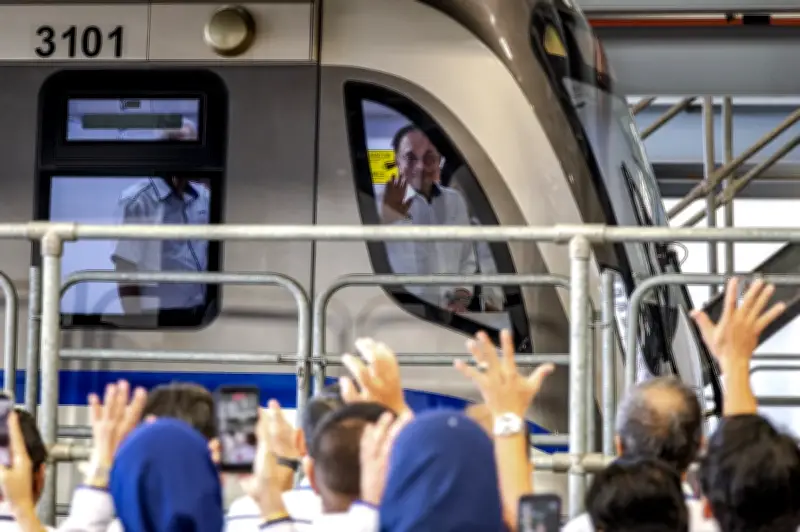 PM Anwar: Percutian Percuma LRT3 Laluan Shah Alam Sebulan Bermula Esok