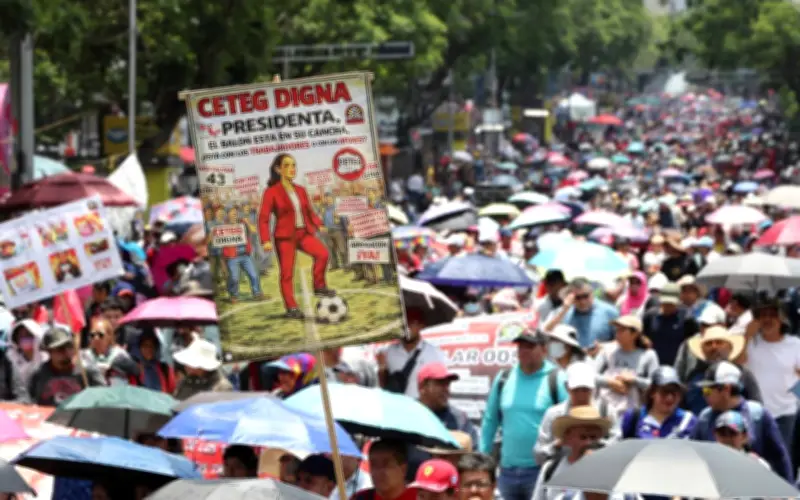 Polis Mexico guna gas pemedih mata bantah guru 10 hari sebelum Piala Dunia