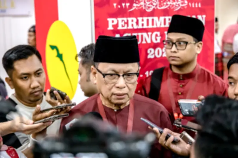Puad Zarkashi umum keluar Umno, tidak pertahan DUN Rengit