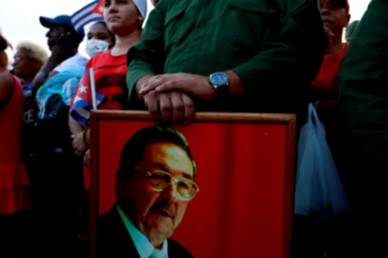 Raul Castro dari Cuba, diburu AS, raikan hari jadi ke-95