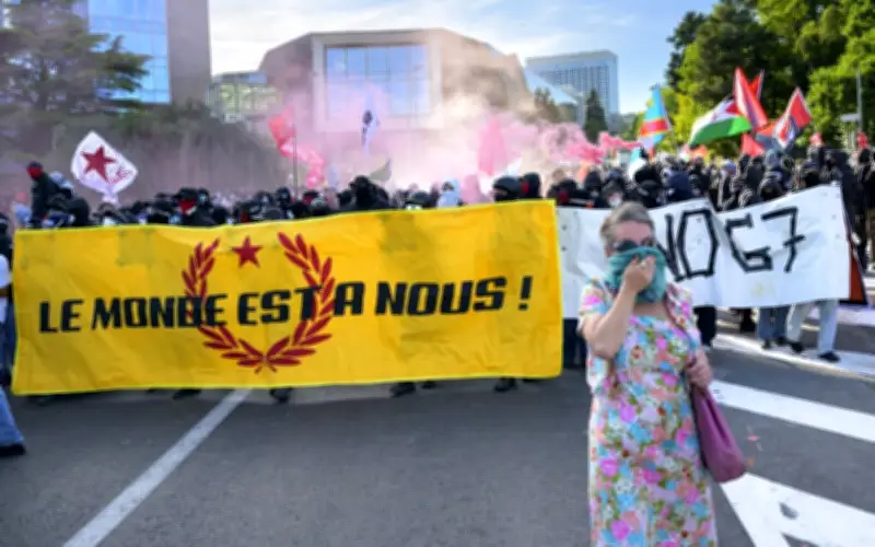 Ribuan Penunjuk Perasaan Berdepan Polis di Geneva Jelang Sidang Kemuncak G7