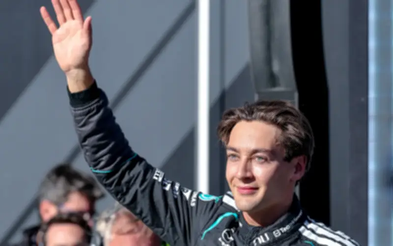 Russell kembali ke prestasi terbaik, rebut pole Grand Prix Barcelona