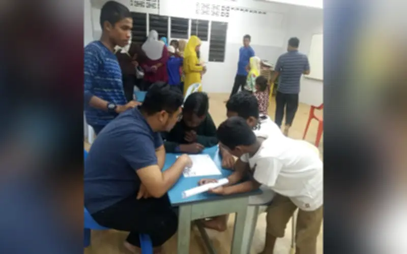 Sekolah komuniti beri pendidikan asas kepada anak pelarian Rohingya