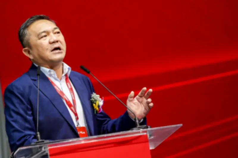 Selangor sasar tingkat bahagian industri aeroangkasa kepada lebih 70 peratus menjelang 2030