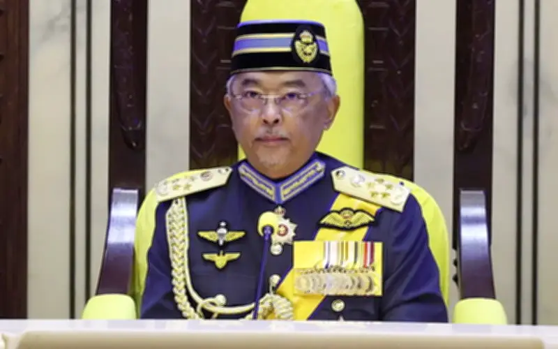 Sultan Pahang titah beri peluang calon muda rebut jawatan presiden FAM