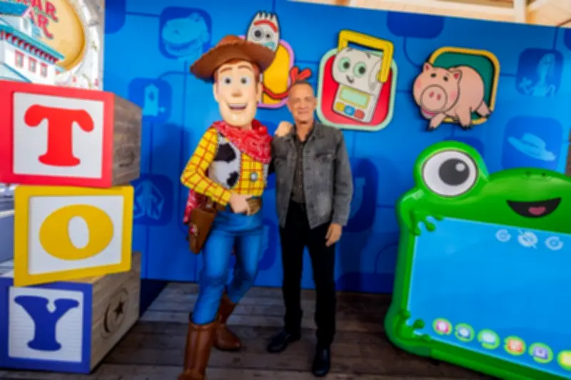 Tom Hanks terkejut Woody ada nama keluarga selepas lima filem Toy Story