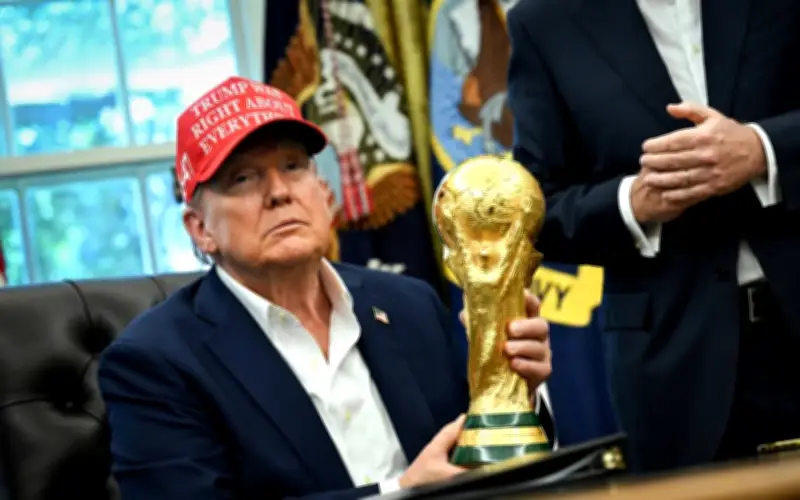 Trump hadiri final Piala Dunia, serah trofi bersama Infantino