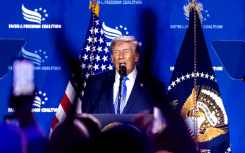 Trump kecam Demokrat 'tidak bertuhan' dalam ucapan berapi-api kepada evangelis