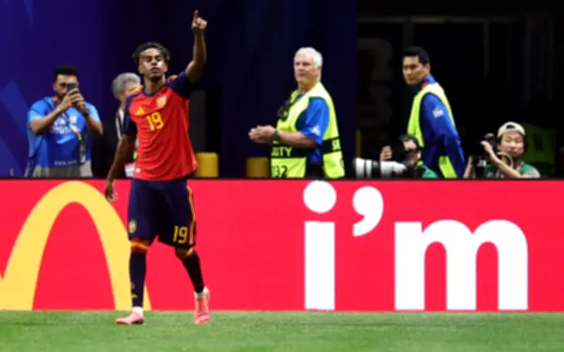 Yamal jaring gol pertama di Piala Dunia, Spanyol benam Arab Saudi 4-0