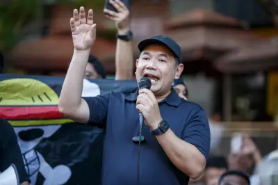 Bersama umum calon PRN Johor Jumaat ini, lebih 300 permohonan diterima