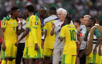 Broos balas kritikan selepas Afrika Selatan ke pusingan kalah mati Piala Dunia