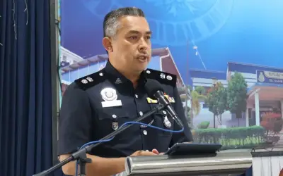 Budak 4 tahun maut selepas rebah di taman air Sungai Buloh