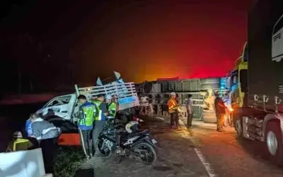 Dua Pekerja Maut Dirempuh Lori Ketika Selenggara Jalan di Kulai