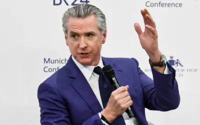 Gabenor California tuduh Trump siasat atas dendam peribadi