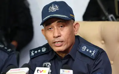 Kastam Johor rampas 12 juta batang rokok seludup bernilai RM13.46 juta