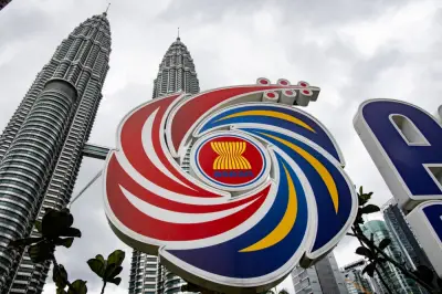 Paradoks Malaysia: Syurga ASEAN di Tengah Ancaman Global dan Kerapuhan Dalaman