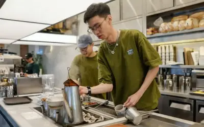Pengusaha Muda Beri Nafas Baharu kepada Kopitiam Tradisional