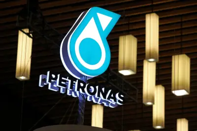 Petronas dan Eni tubuh Searah, JV hulu terbesar Asia Tenggara