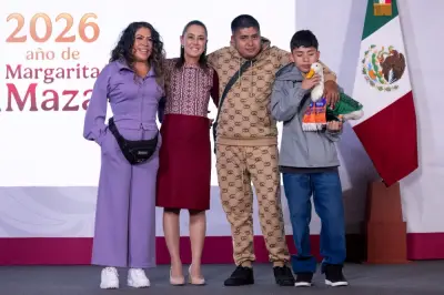 Presiden Mexico temui itik viral Merlin, maskot Piala Dunia 2026