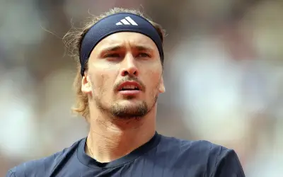 Sensor glukos rosak jejas Zverev di separuh akhir Halle