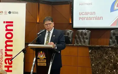 Speaker Johari mahu laporan harmoni dibentang di Dewan Rakyat