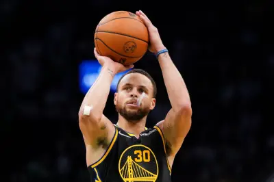 Stephen Curry tandatangani kontrak 10 tahun dengan Li-Ning Tinggalkan Under Armour
