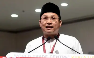 Umno Johor tegur Loke jangan main sentimen pertembungan kerajaan
