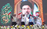 AS serang sasaran tentera Iran, Iran balas serang pangkalan udara AS