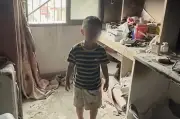 Bapa di Shenzhen ubah kebakaran RM120,000 jadi pengajaran viral