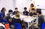 Dari Monopoly ke mikroekonomi: Pensyarah Malaysia cipta permainan papan inovatif
