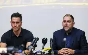 FAM tamatkan kontrak Peter Cklamovski dan Rob Friend secara bersama