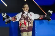 Jackie Chan akan lawat sekolah di Singapura pada 7 Julai