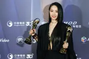 Jolin Tsai Menangi Album Terbaik di Anugerah Golden Melody dengan 'Pleasure'
