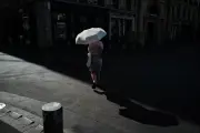 Kanak-kanak ketiga maut dalam kereta parkir ketika gelombang panas Perancis