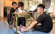 Kanak-Kanak Tiga Tahun Ajar Ketahanan, Satu Langkah Pada Satu Masa
