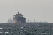 Kapal Akan Kembali Merentasi Selat Hormuz, Trump Janji Laluan Dibuka Sepenuhnya Jumaat Ini