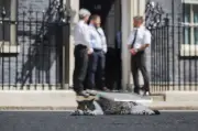 Keir Starmer pertimbang letak jawatan PM UK selepas saingan menang besar
