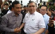 Loke, Onn Hafiz Bertemu Mesra Selepas 'Perang Mulut' di Media Sosial