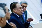 Malaysia akan teroka penggunaan mata wang tempatan secara serius dalam perdagangan dua hala