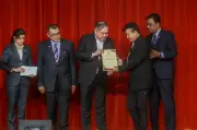Pemandu Lori Selamatkan 21 Penumpang Bas, Terima RM10,000 daripada MKJR