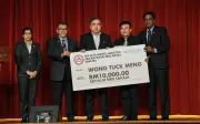 Pemandu Lori Terima RM10,000 Selepas Bantu Hentikan Bas Ekspres
