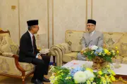 Pemangku Raja Kelantan terima Fahmi, bincang akaun palsu media sosial