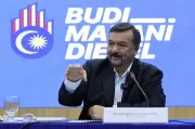 Penerima subsidi diesel boleh guna kuota untuk diesel atau RON95, kata menteri