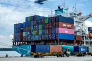 Perdagangan Malaysia Cecah RM328 Bilion Tertinggi pada Mei Didorong AI