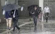 Ribut tropika Jangmi menuju Tokyo, amaran banjir dikeluarkan