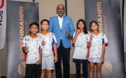 ShekhinahPR rai 15 tahun dengan tajaan RM15,000 tenis junior